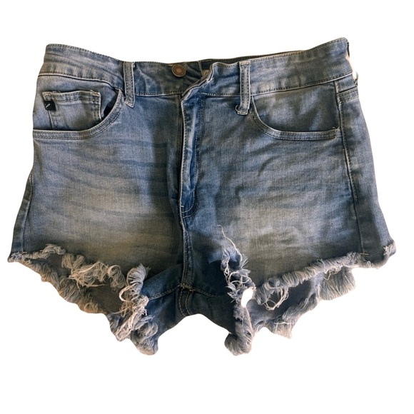 KanCan Blue Jean Shorts Distressed Frayed Hem NWOT - Picture 1 of 3
